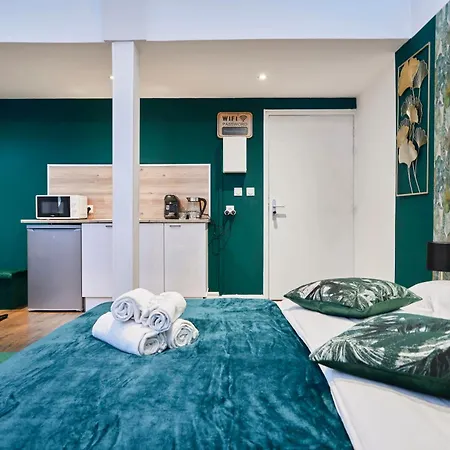 Ng Prestige - Nain I Privatif Premium I Jacuzzi - Sauna - Netflix - Projecteur