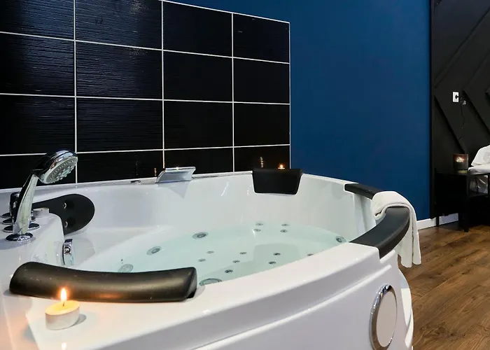 Ng Prestige - Nain I Privatif Premium I Jacuzzi - Sauna - Netflix - Projecteur Appartement Roubaix