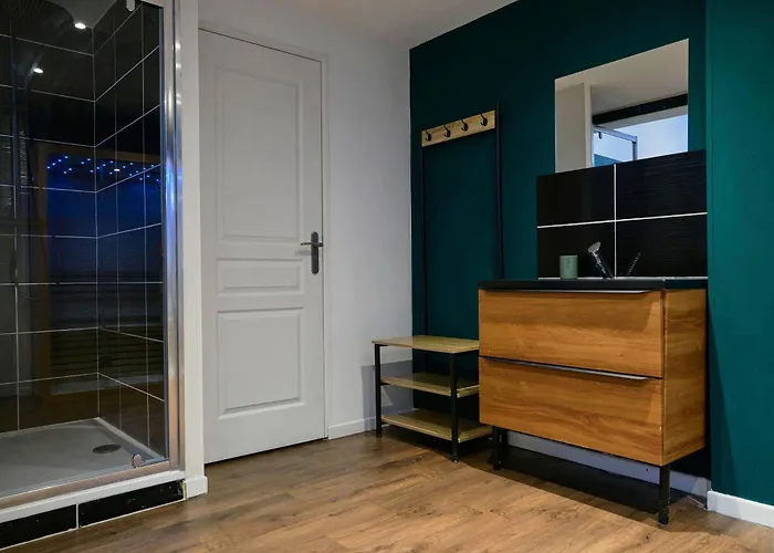 Ng Prestige - Nain I Privatif Premium I Jacuzzi - Sauna - Netflix - Projecteur Appartement Roubaix