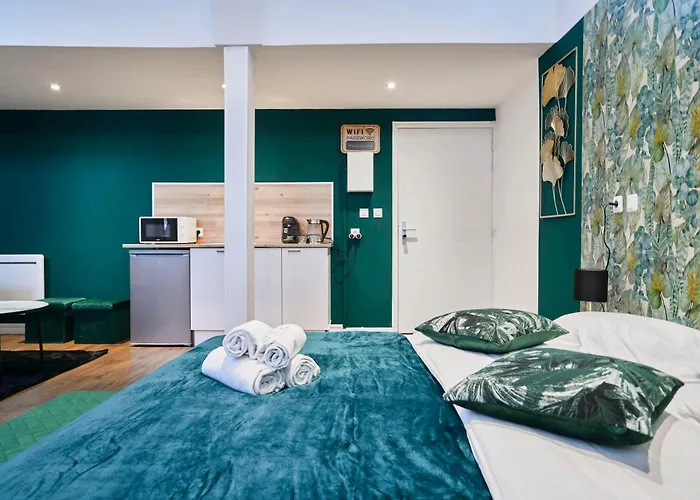 Ng Prestige - Nain I Privatif Premium I Jacuzzi - Sauna - Netflix - Projecteur