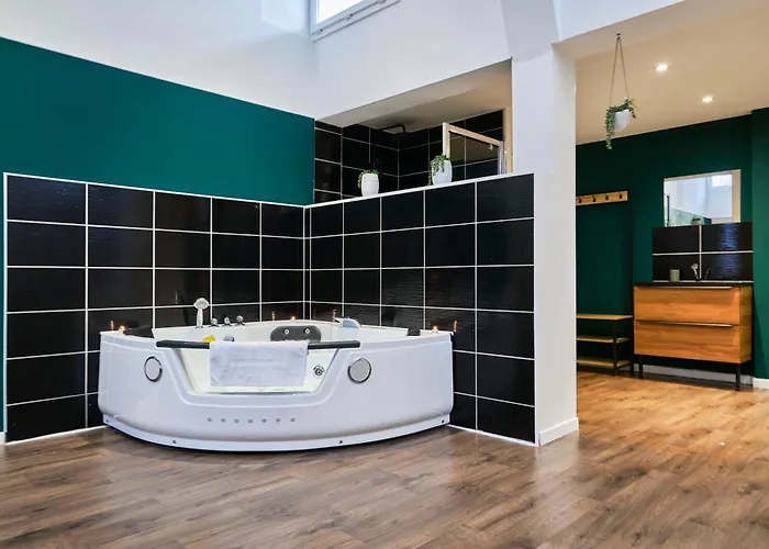 Ng Prestige - Nain I Privatif Premium I Jacuzzi - Sauna - Netflix - Projecteur * Roubaix