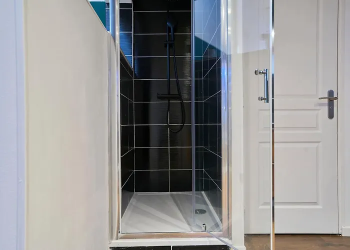 Ng Prestige - Nain I Privatif Premium I Jacuzzi - Sauna - Netflix - Projecteur Roubaix